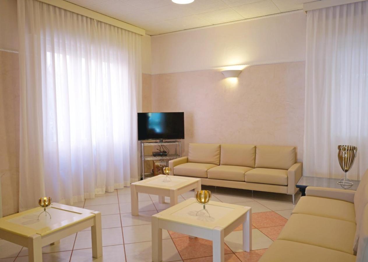 Fernanda Hotel 3*
